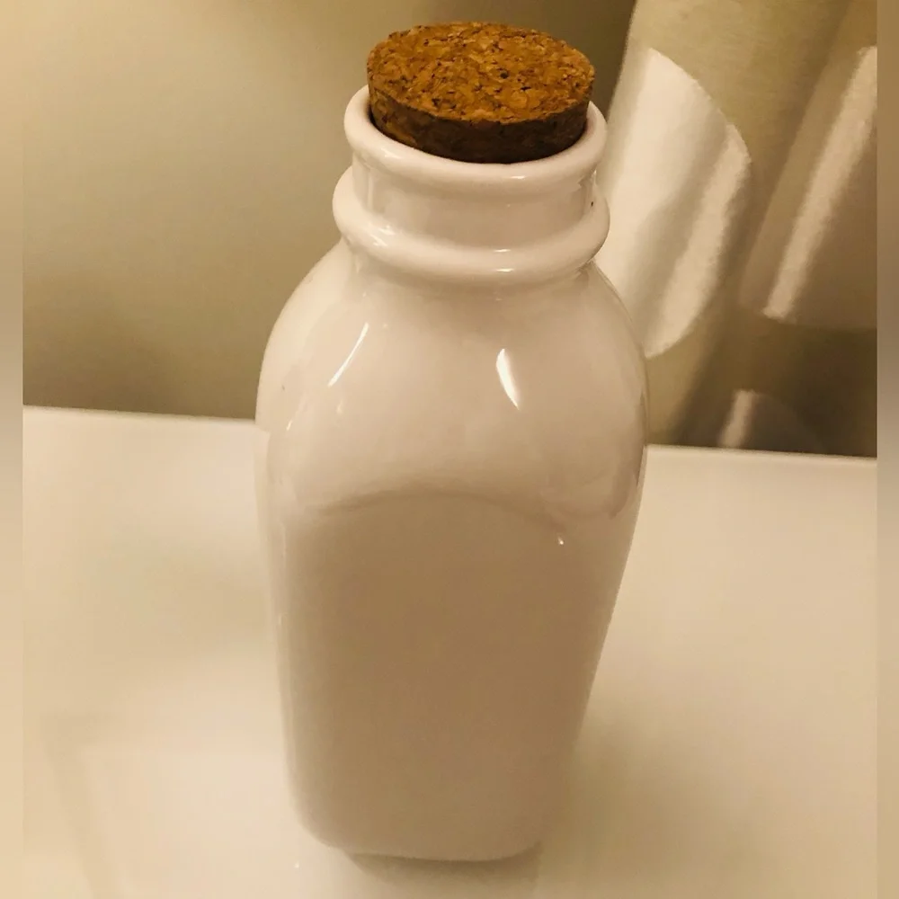 Eataly white glazed ceramic oil, vinegar storage bottle